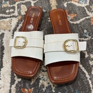 Nine West Buckle Sandals In White Size 8.6 Gold Buckle